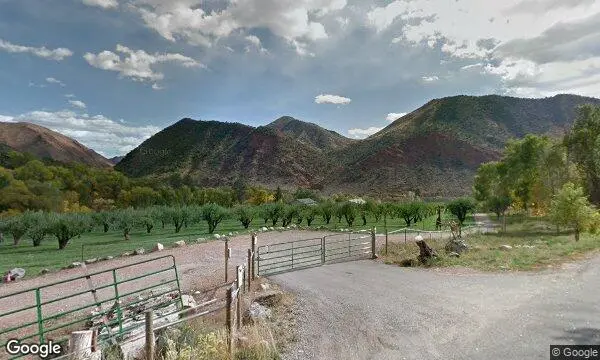Street Views of Apple Picking at Orchard Creek Ranch Glenwood Springs, Colorado - 3