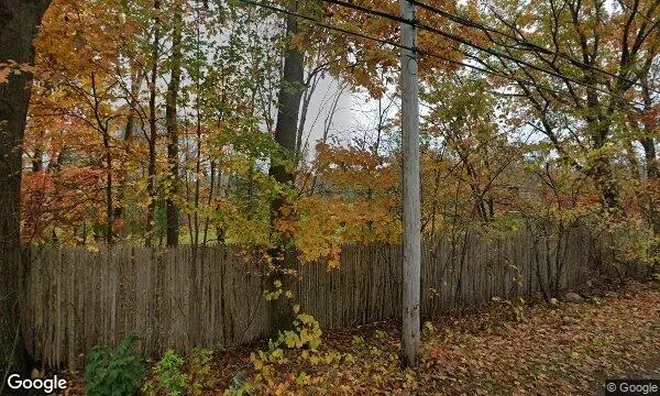 Street Views of Apple Picking at Russell Orchards Ipswich, Massachusetts - 1