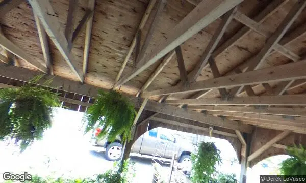 Street Views of Fruit Picking  at C N Smith Farm East Bridgewater, Massachusetts - 4