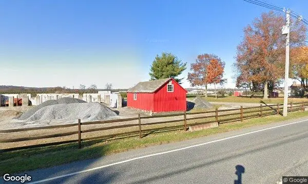 Street Views of Fruit Picking  at Wyckoff’s Christmas Tree Farm Belvidere, New jersey - 1