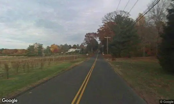 Street Views of Fruit Picking Farm at Belltown Hill Orchards - Pre-cut Christmas Trees in Connecticut South Glastonbury, Connecticut - 2