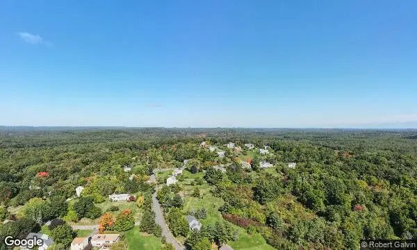 Street Views of Fruit Picking Farm at Honey Pot Hill Orchards Stow, Massachusetts - 2