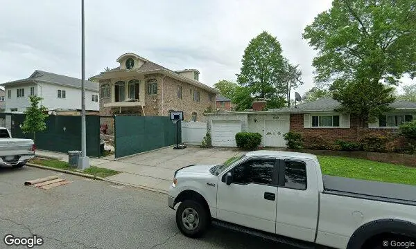 Street Views of  Green Meadows Farm New York Oakland Gardens, New york - 3