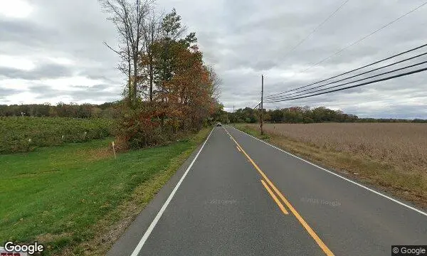 Street Views of Happy Day Farm - Blueberry Picking NJ Manalapan Township, New Jersey - 4