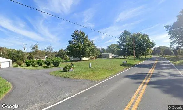 Street Views of Peach Picking at Fruit Hill Orchard Palmyra, Virginia - 2