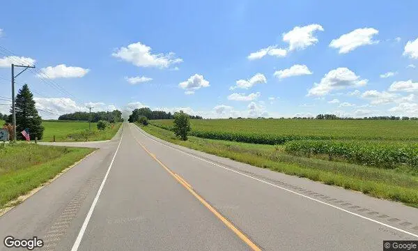 Street Views of Pumpkin Patch at Curranʼs Orchard Rockford, Illinois - 3