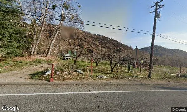 Street Views of Pumpkin Patch at Stone Pantry Orchard Yucaipa, California - 3
