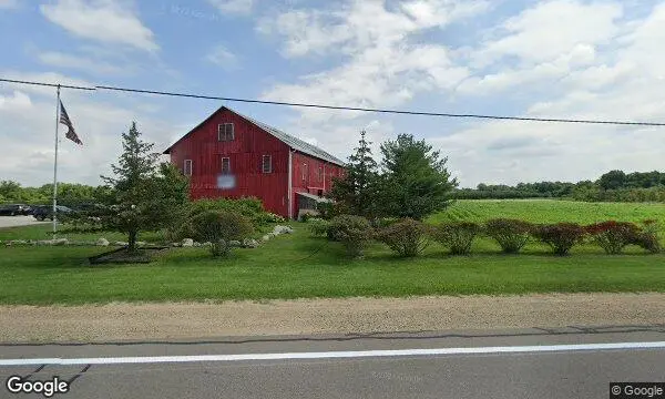 Street Views of  Stovers Farm Market & U Pic Berrien Springs, Michigan - 2