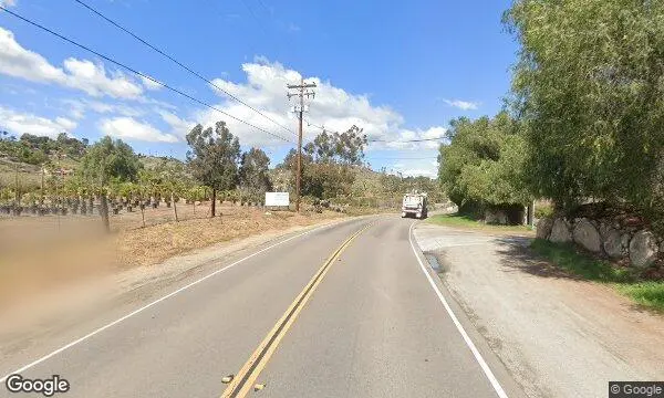 Street Views of Strawberry Picking at Be Wise Ranch - Strawberry Picking Escondido, California - 1