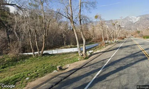 Street Views of Willowbrook Apple Farm Oak Glen, California - 1
