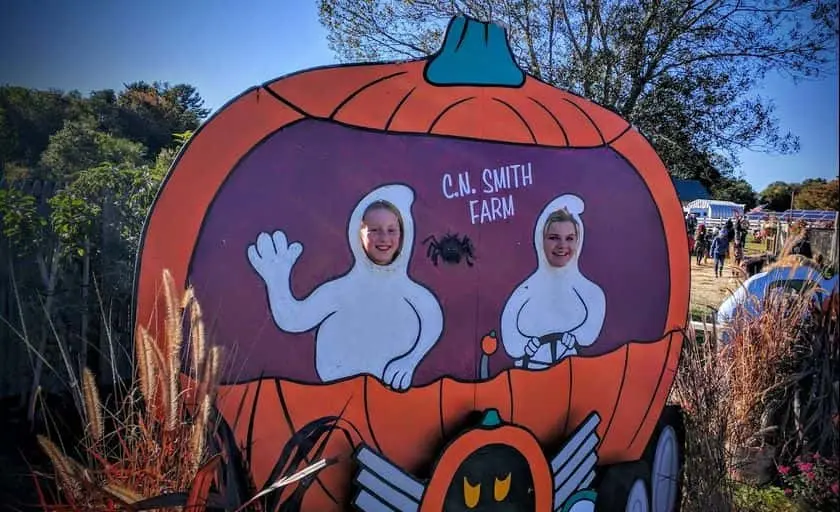 Photo of Fruit Picking  at C N Smith Farm East Bridgewater, Massachusetts - 3