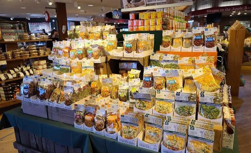 Photo of  Lyman Orchards Farm Store at the Apple Barrel Middlefield, Connecticut - 3